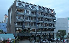 Marble Arch Hotel